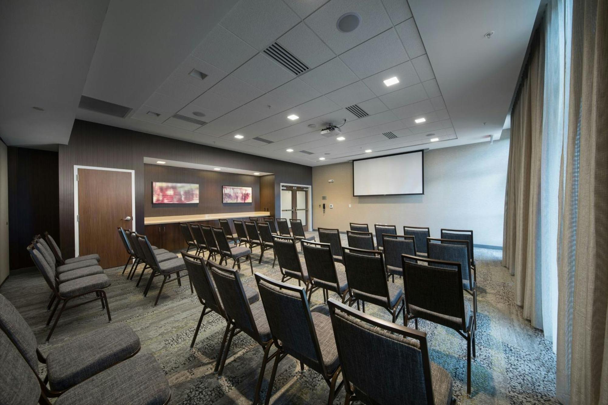 Courtyard By Marriott Russellville Zewnętrze zdjęcie