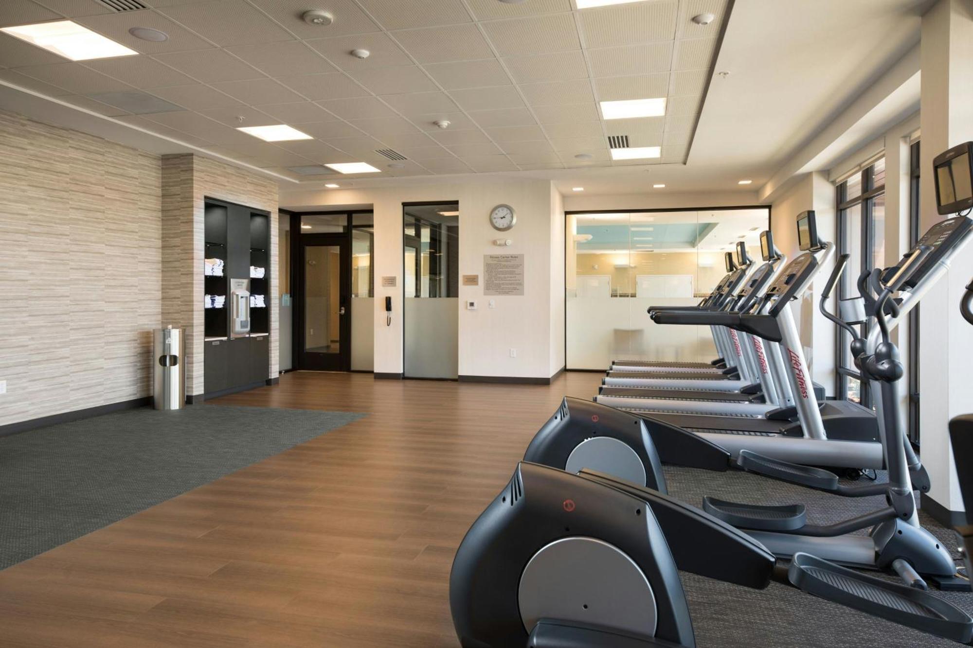 Courtyard By Marriott Russellville Zewnętrze zdjęcie
